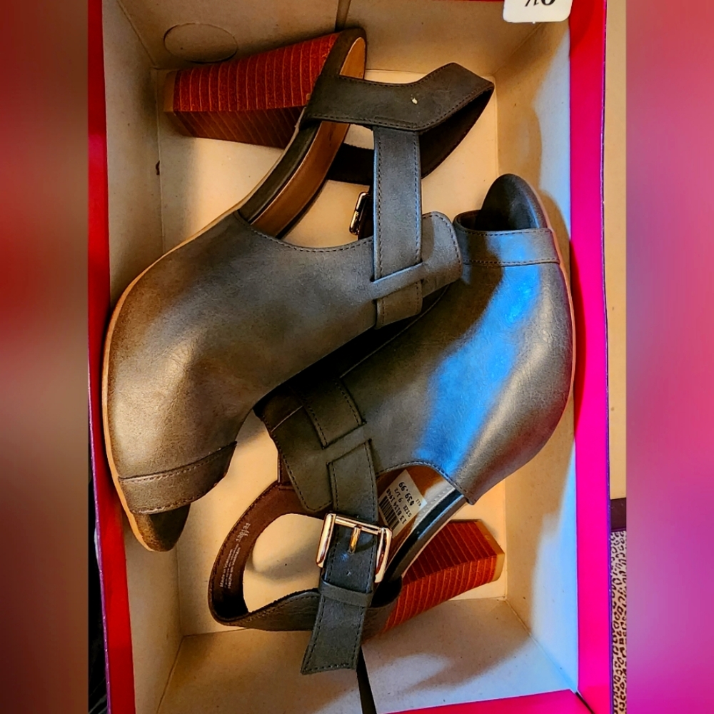 Like New Grey Heeled Mules